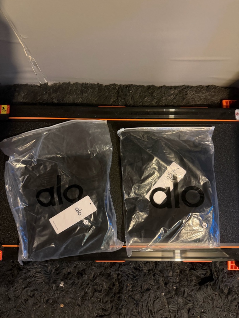 Alo Black Set (Quarter zip/ Pants)